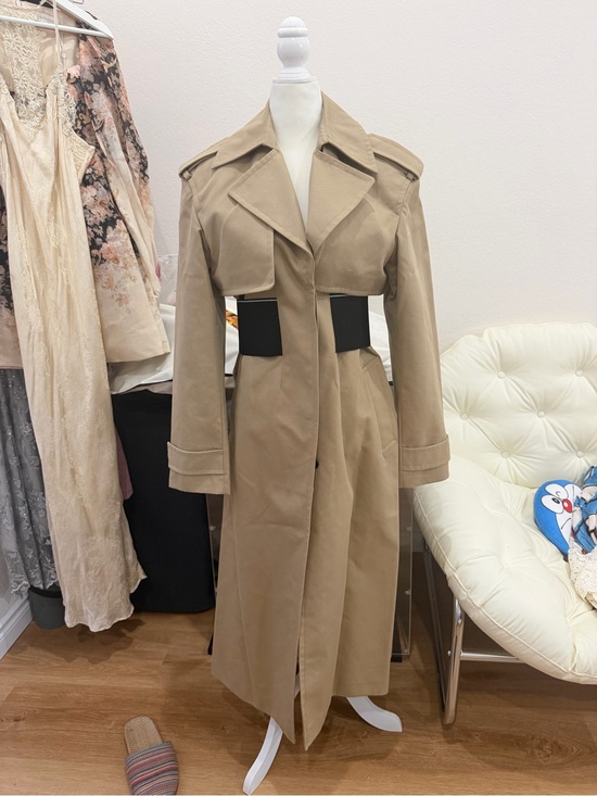 Alexander Wang Jackets & Blazers - Alexander Wang Beige Trench Coat with Black Contrast Panels